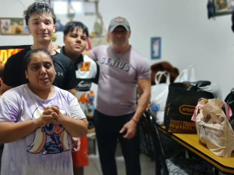 Cu&aacute;ndo el estado se borra, un profe de Quilmes sale a dar pelea contra el hambre