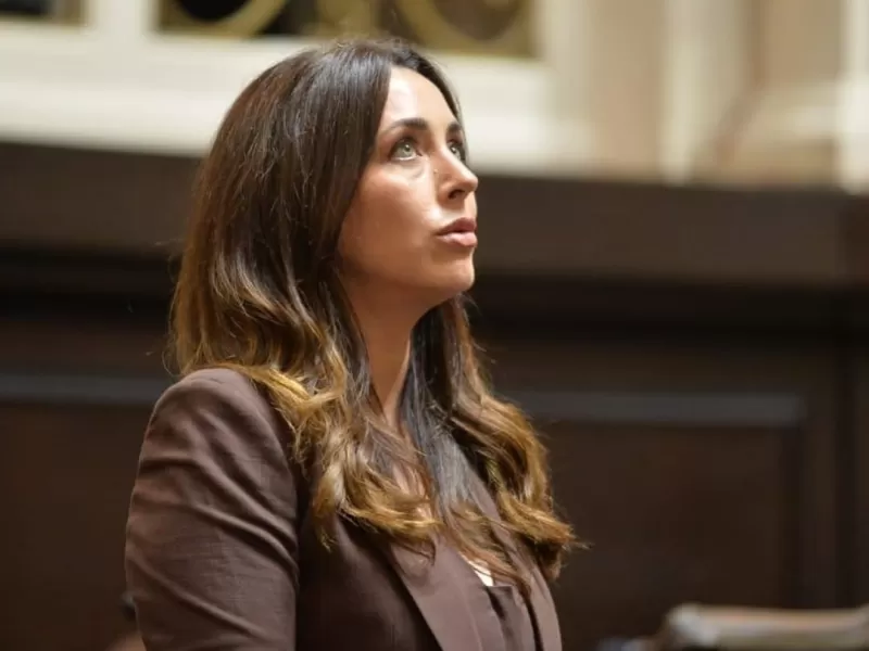 De diputada a influencer: cuando la pol&iacute;tica se convierte en un show para las redes
