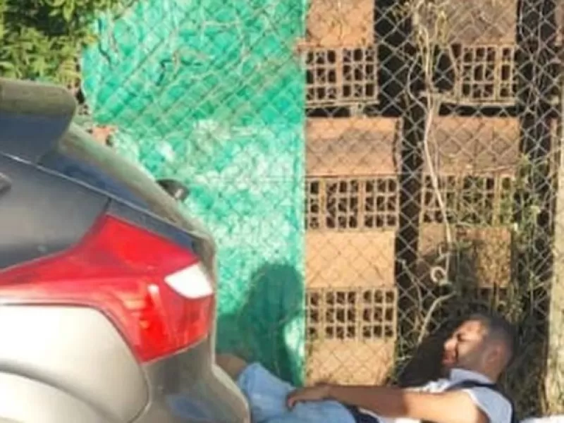 Discusión, obsesión y un auto como arma: intento matar a su pareja